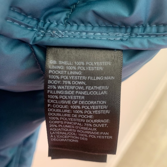 The North Face Blue Cameo Womens Puffer Vest - Picture 8 of 10